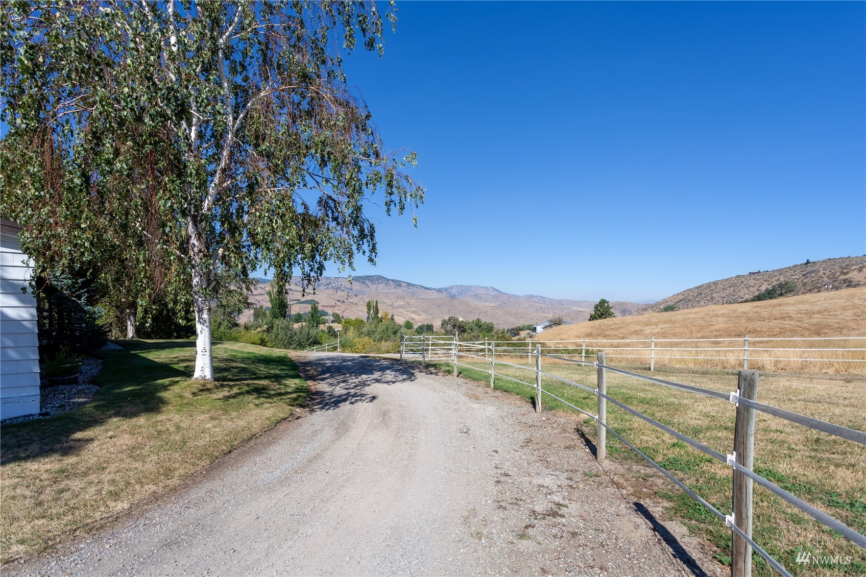 723 Wheeler Hill Road Wenatchee, WA 98801 - Photo 8 of 39 Gallery Image 8
