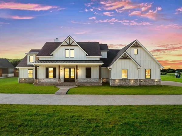 $756,000 | 206 Southern Heights Drive, Lorena, TX 76655
