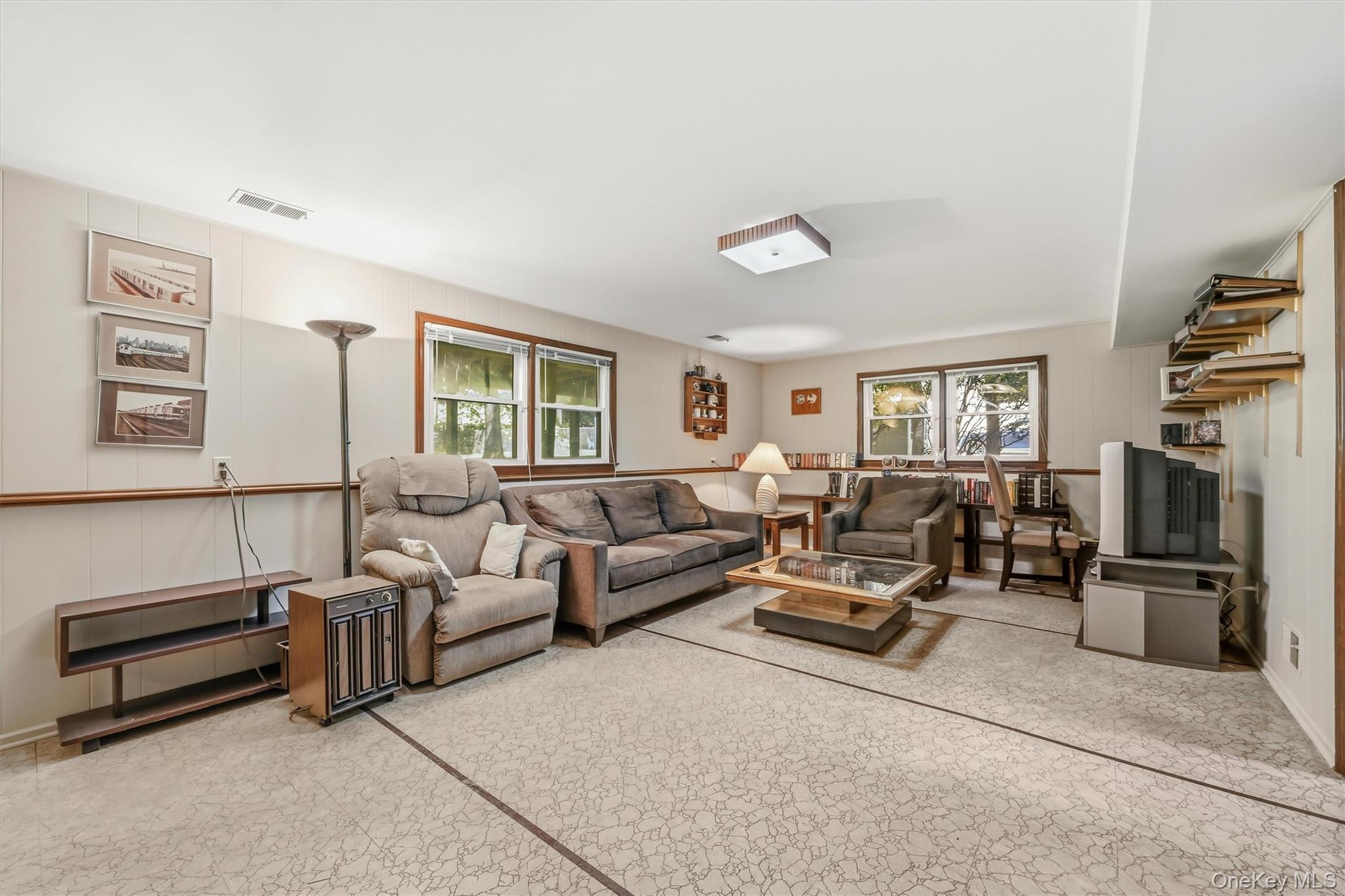 42 Sandy Brook Drive Spring Valley, NY 10977 - Photo 22 of 43