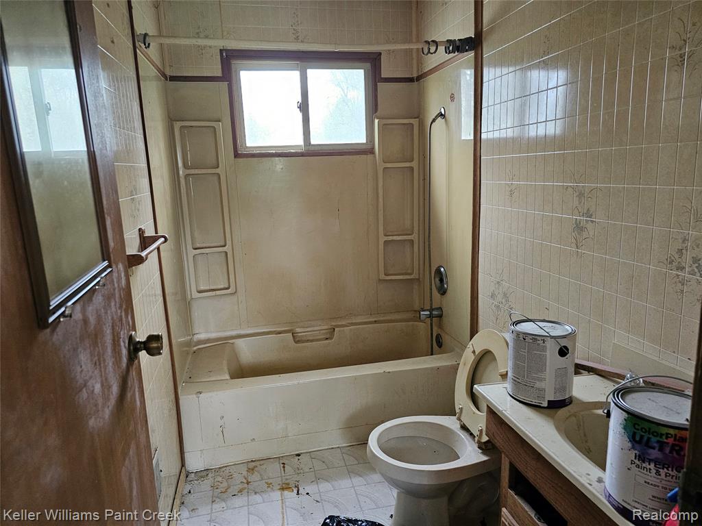 6733 Mayfair Road Utica, MI 48317 - Photo 17 of 20 Gallery Image 17
