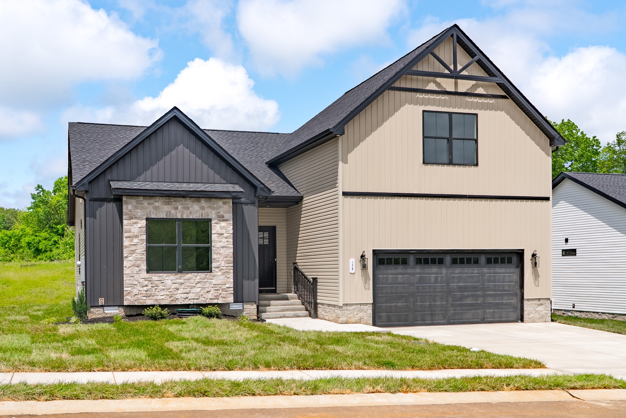 178 Dewberry Road Clarksville, TN 37042 - Photo 4 of 72