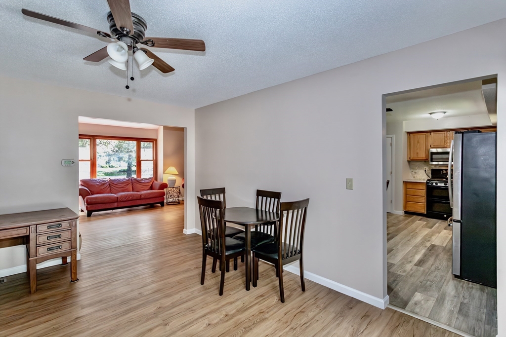 419 Southwick Road, Unit Q70 Westfield, MA 01085 - Photo 17 of 31 Gallery Image 17