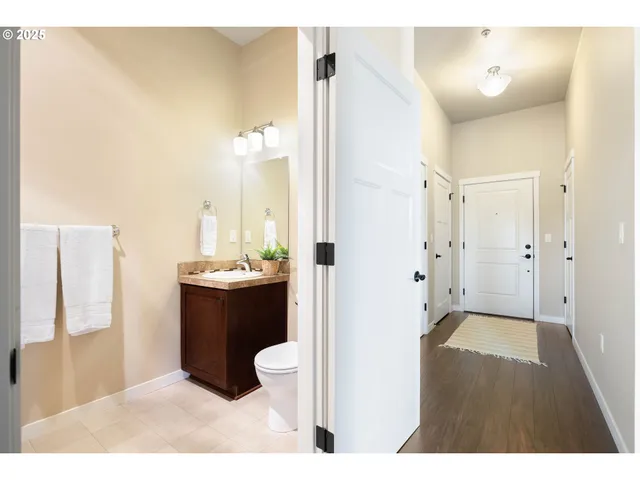 $319,000 | 13905 Southwest Meridian Street, Unit 410, Beaverton, OR 97005