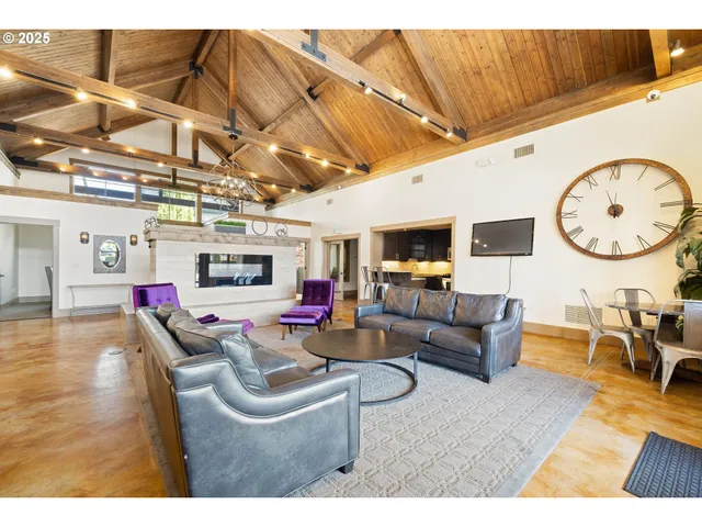 $319,000 | 13905 Southwest Meridian Street, Unit 410, Beaverton, OR 97005