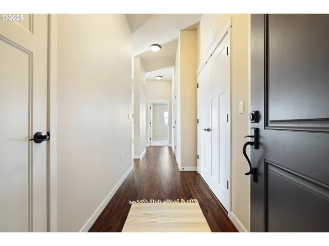 $319,000 | 13905 Southwest Meridian Street, Unit 410, Beaverton, OR 97005