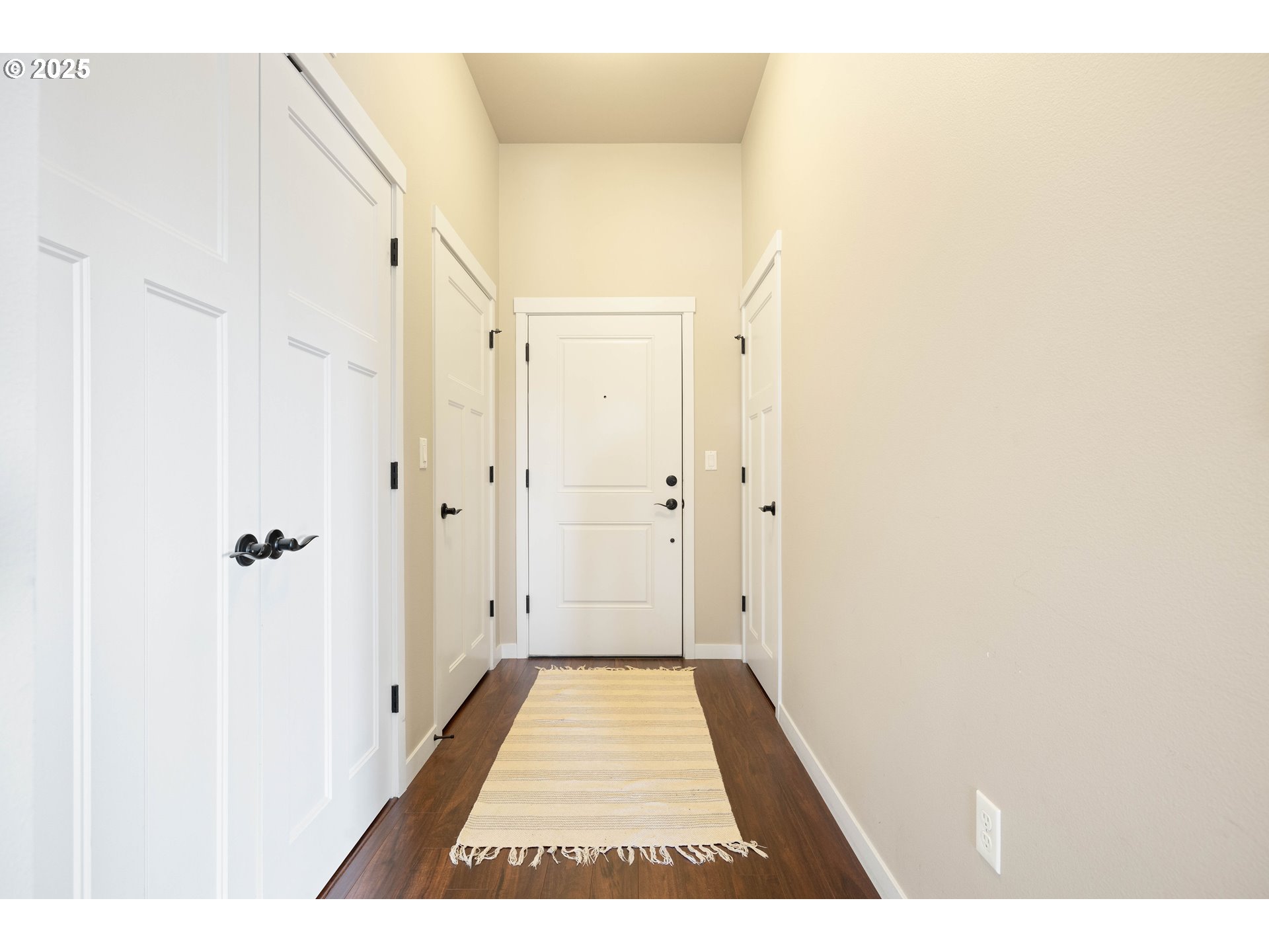 13905 Southwest Meridian Street, Unit 410 Beaverton, OR 97005 - Photo 7 of 34