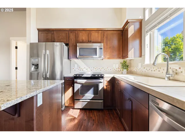 $319,000 | 13905 Southwest Meridian Street, Unit 410, Beaverton, OR 97005