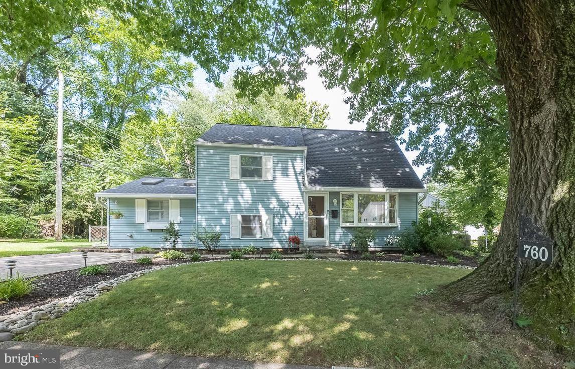 760 Valley Road Phoenixville, PA 19460 - Photo 1 of 29 Gallery Image 1