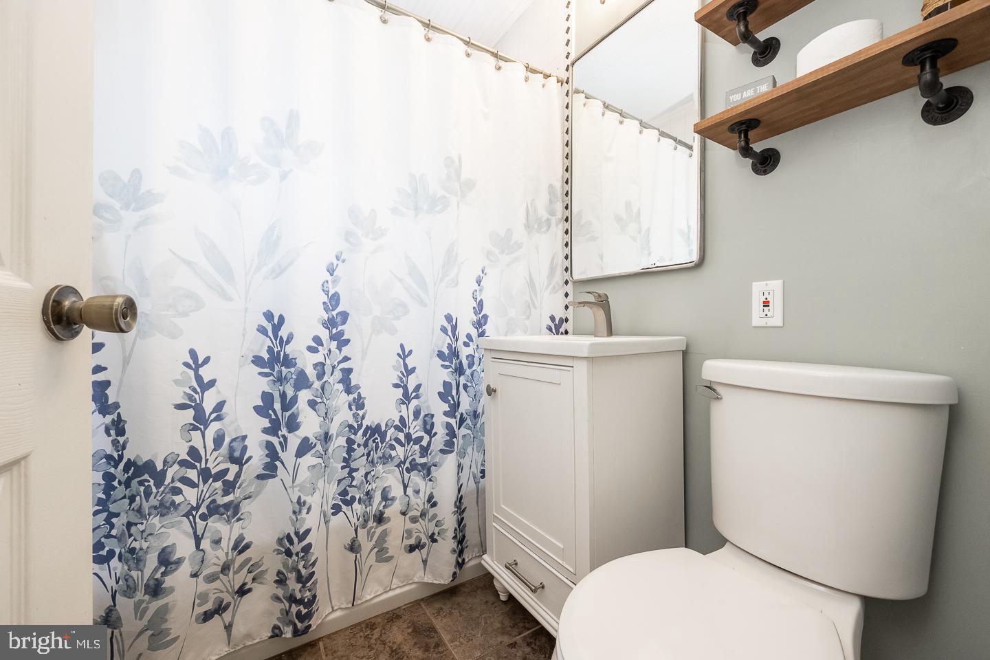 760 Valley Road Phoenixville, PA 19460 - Photo 24 of 29 Gallery Image 24