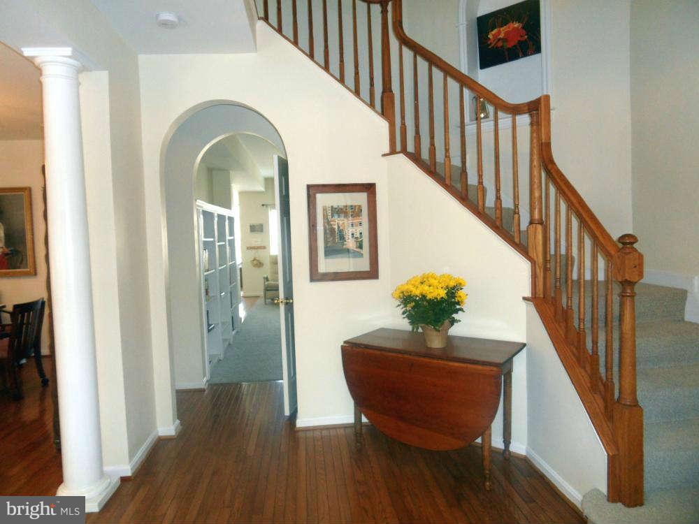 2528 Five Shillings Road Frederick, MD 21701 - Photo 2 of 24 Beautiful foyer with turned staircase