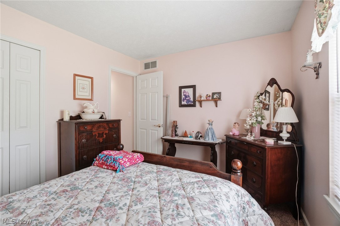 8047 Ravenna Road Painesville, OH 44077 - Photo 17 of 39