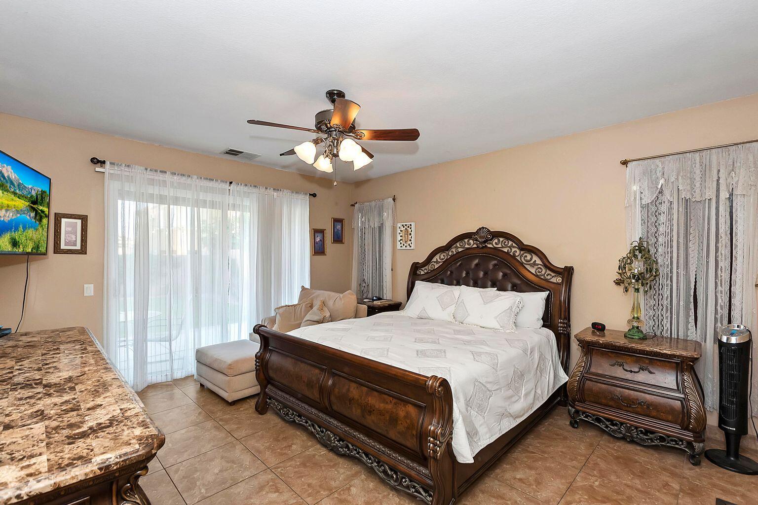 84481 Ruebens Way Coachella, CA 92236 - Photo 15 of 23 Master bedroom
