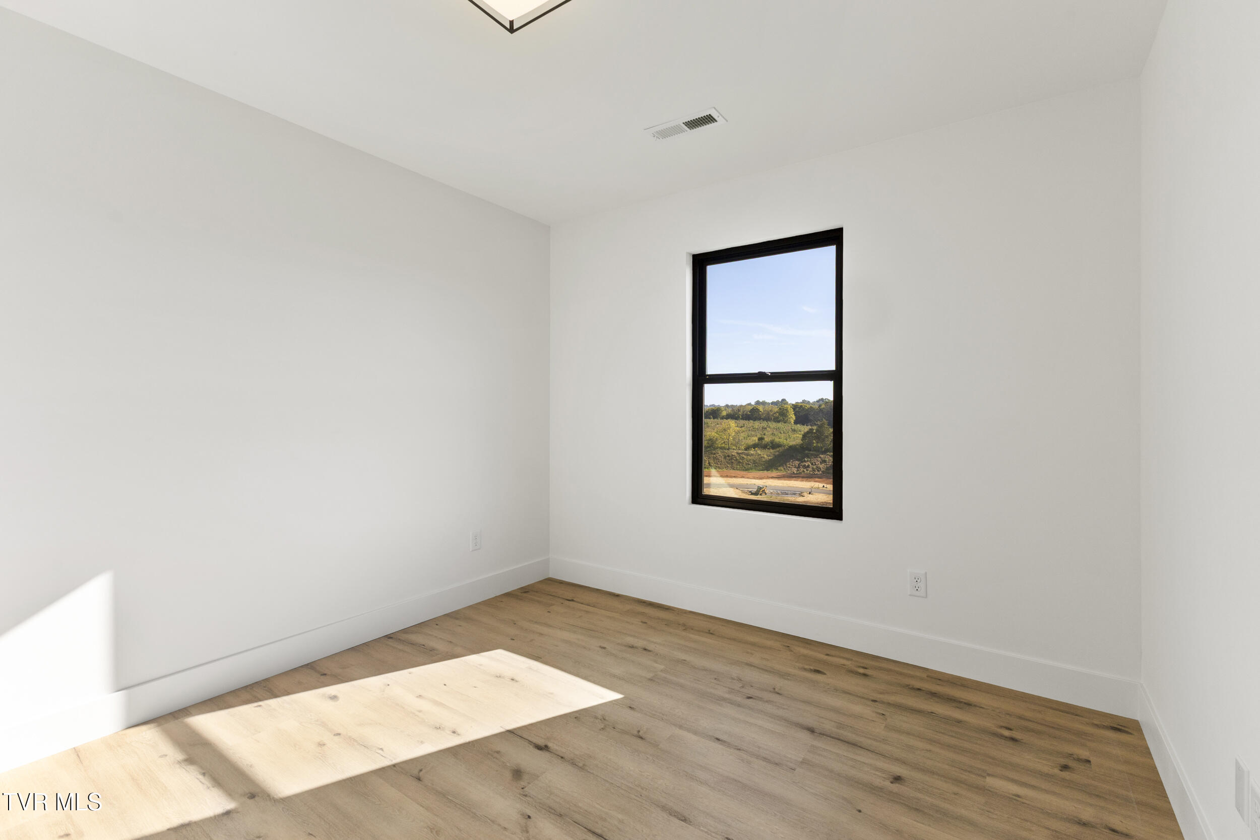 440 Noes Chapel Road Morristown, TN 37814 - Photo 21 of 36 24_img_3809