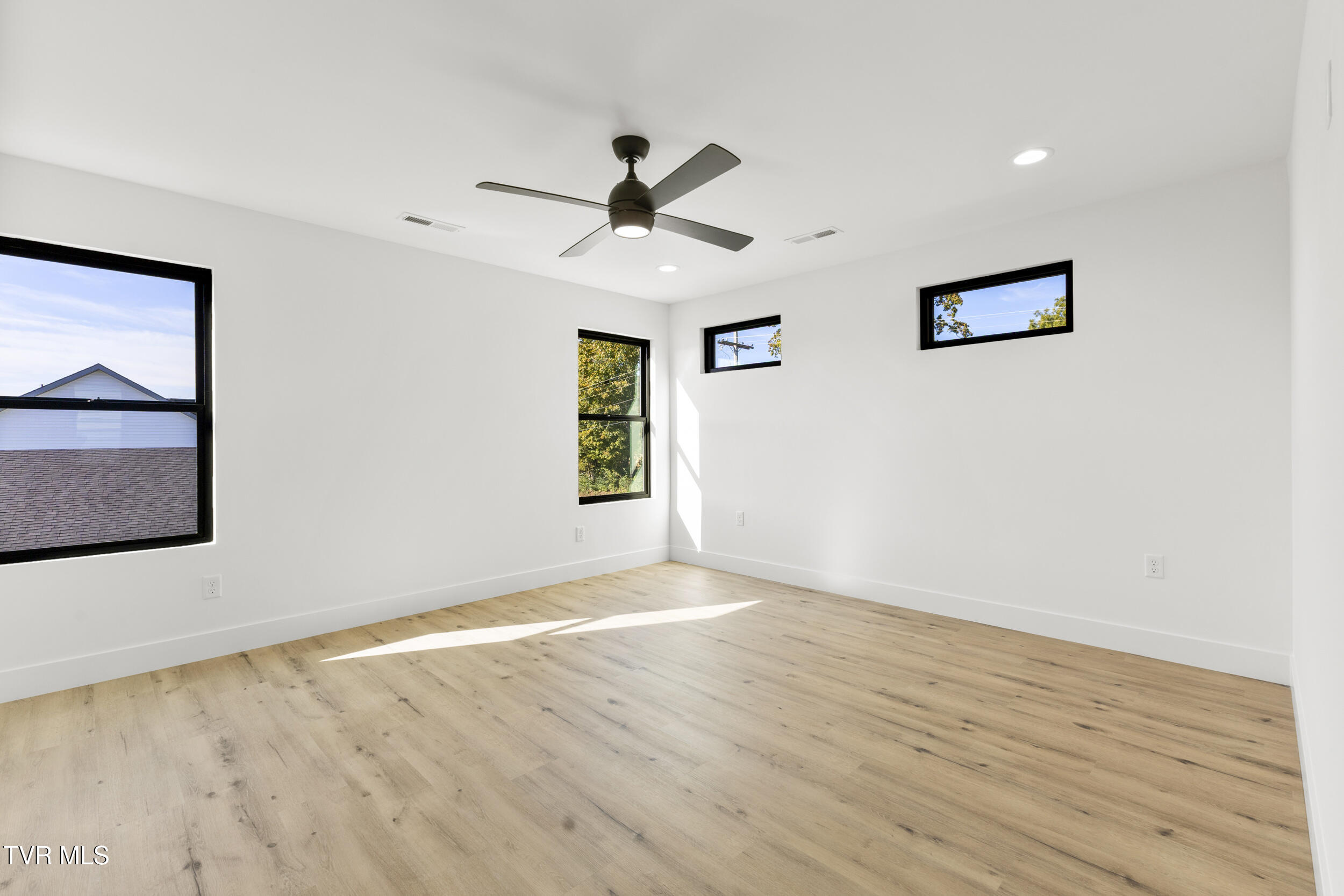 440 Noes Chapel Road Morristown, TN 37814 - Photo 30 of 36 38_img_3874