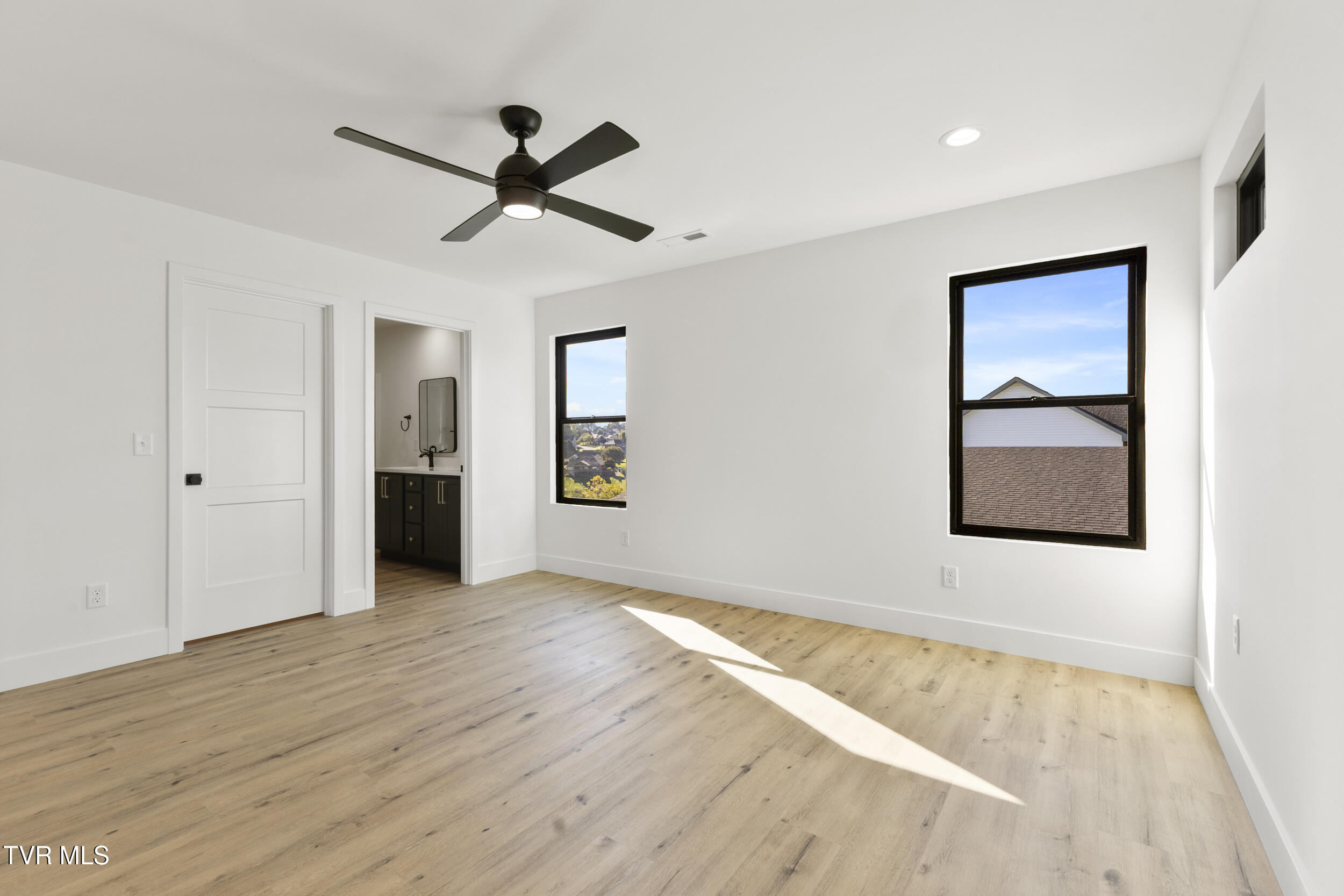 440 Noes Chapel Road Morristown, TN 37814 - Photo 32 of 36 40_img_3886