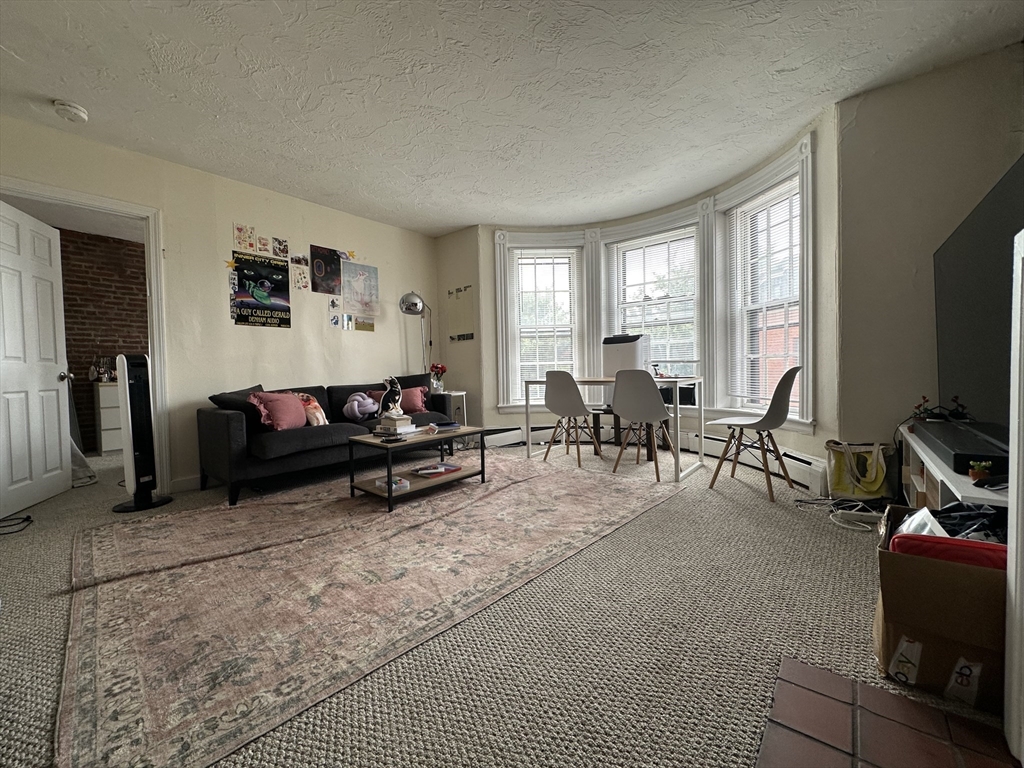 1 Symphony Road, Unit 7 Boston, MA 02115 - Photo 2 of 6