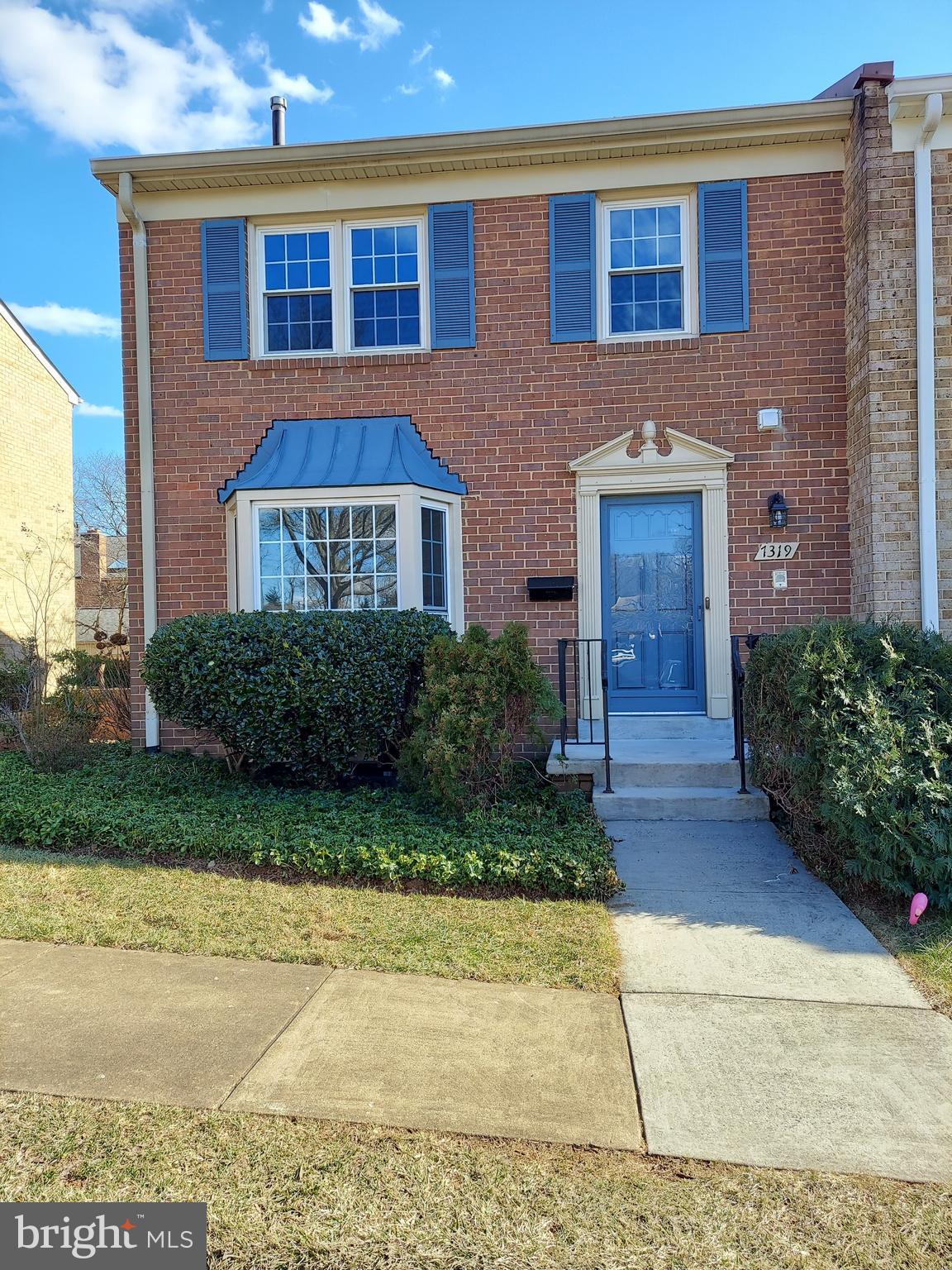 7319 Eldorado Street McLean, VA 22102 - Photo 1 of 24
