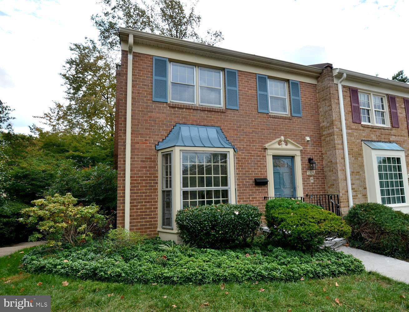 7319 Eldorado Street McLean, VA 22102 - Photo 2 of 24