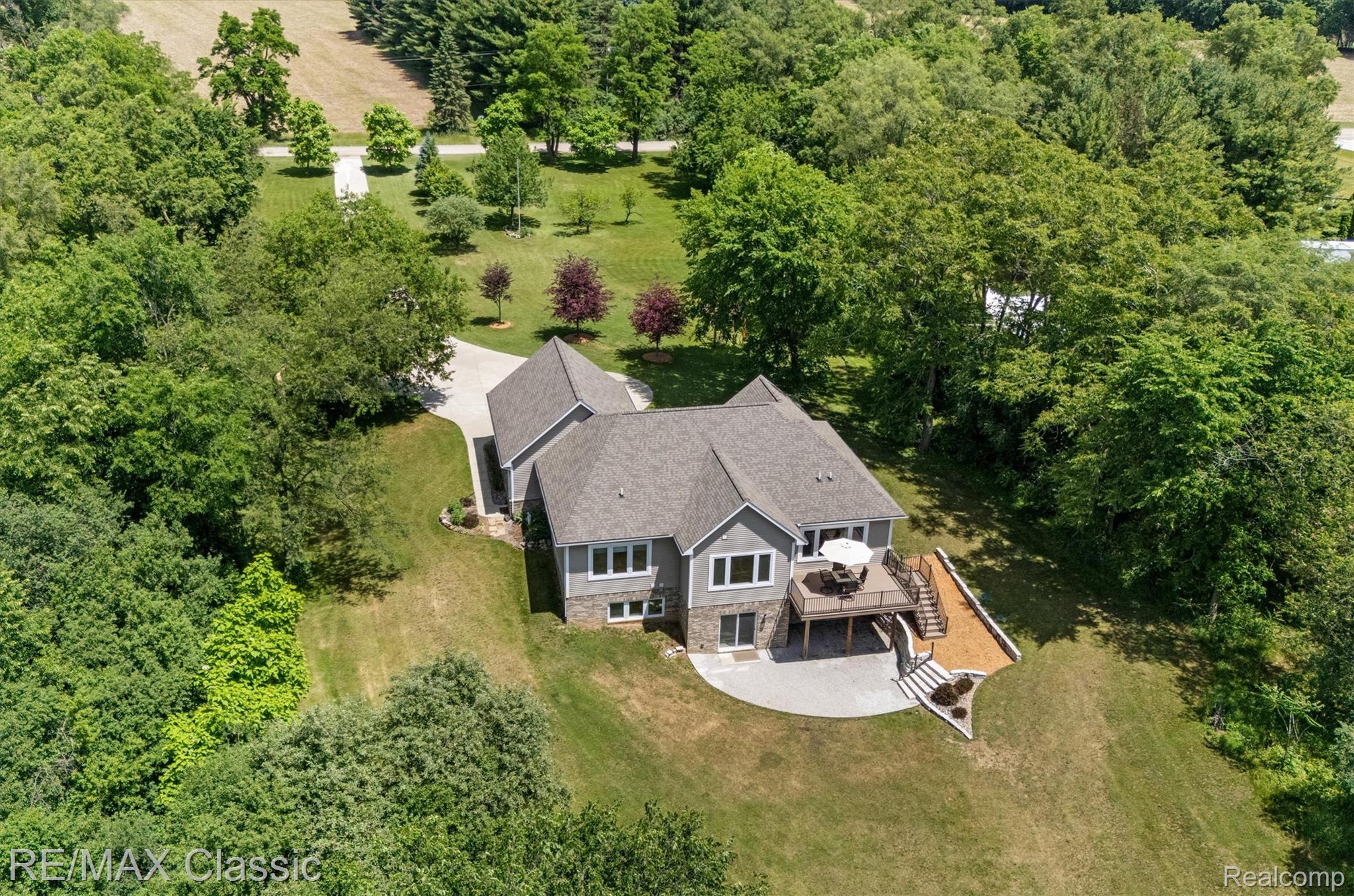 2887 West Joy Road Ann Arbor, MI 48105 - Photo 2 of 44 1-W Joy -2.jpg