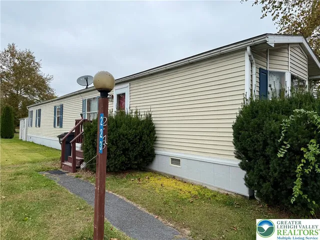 $54,900 | 223 Greenbriar Drive South, Bath, PA 18014