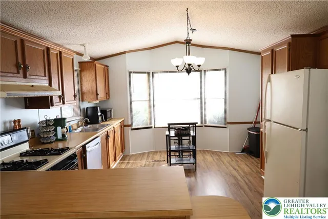 $54,900 | 223 Greenbriar Drive South, Bath, PA 18014