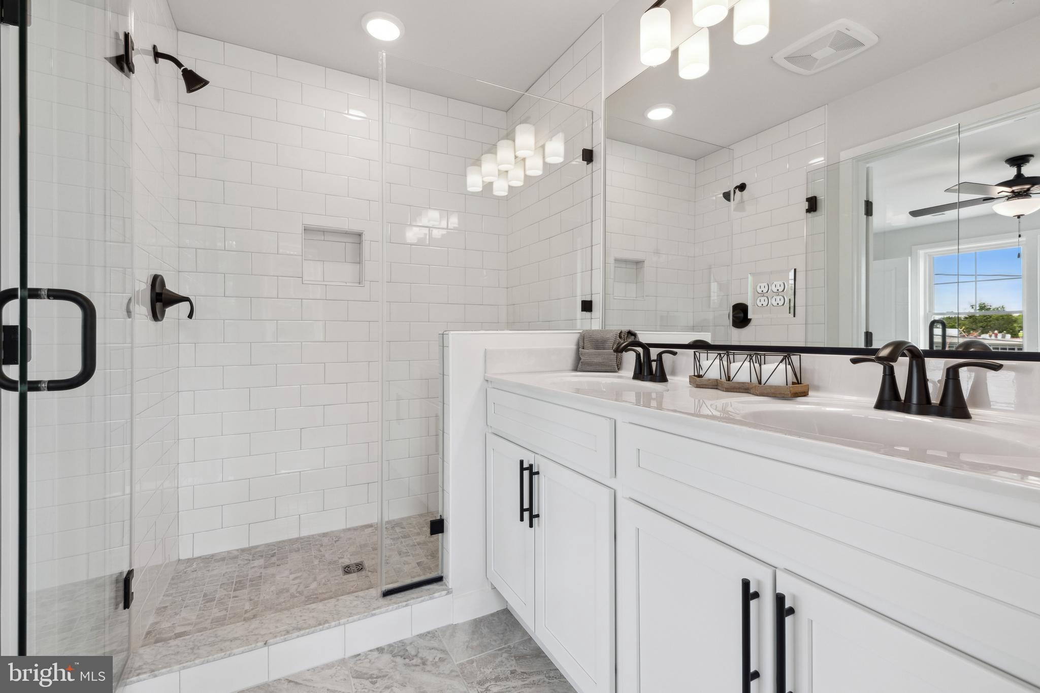 616 Mann Road Deale, MD 20751 - Photo 13 of 24