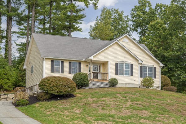 108 Autumn Road Dracut, MA 01826 - Photo 1 of 20 Gallery Image 1