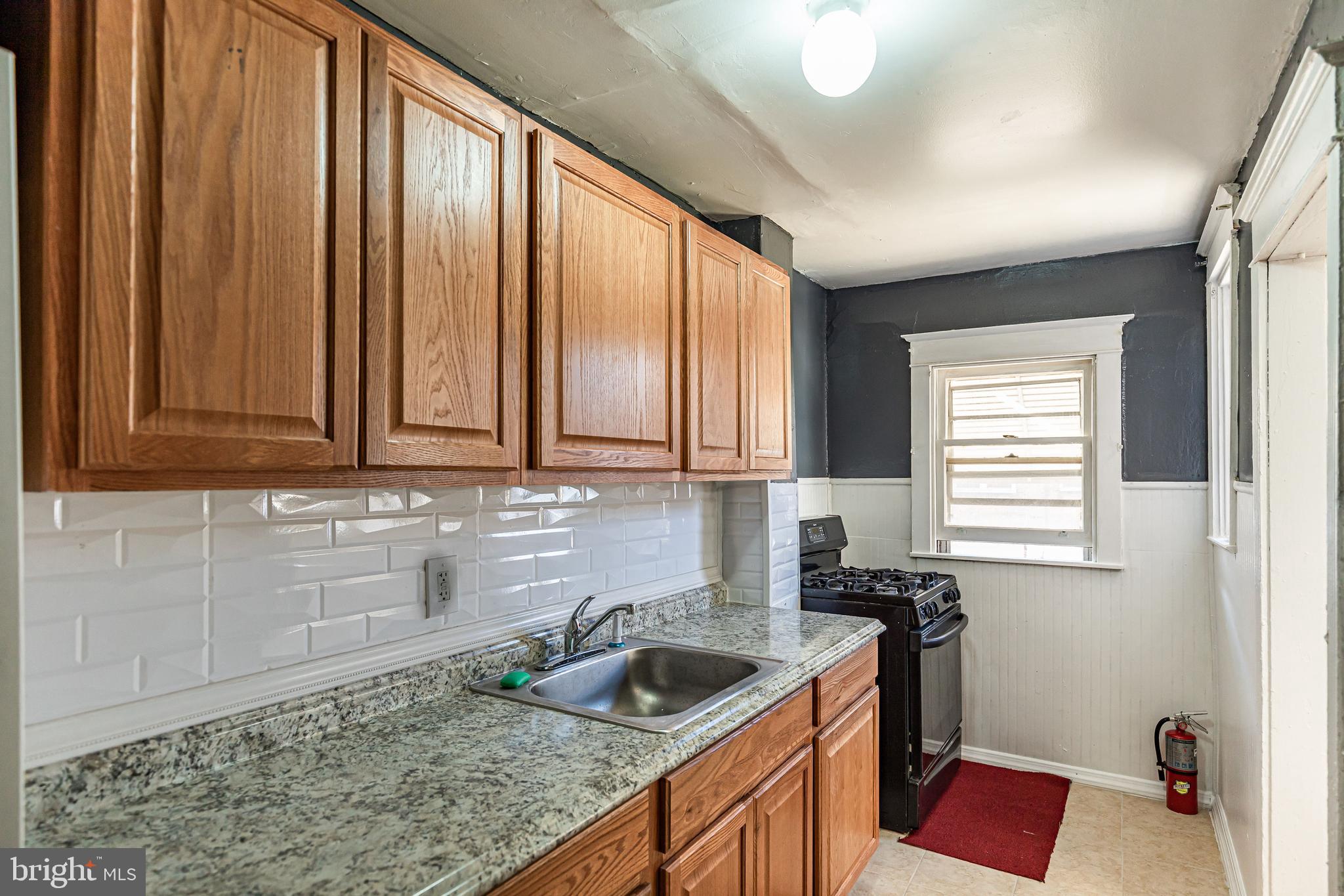 640 Littlecroft Road Upper Darby, PA 19082 - Photo 14 of 27
