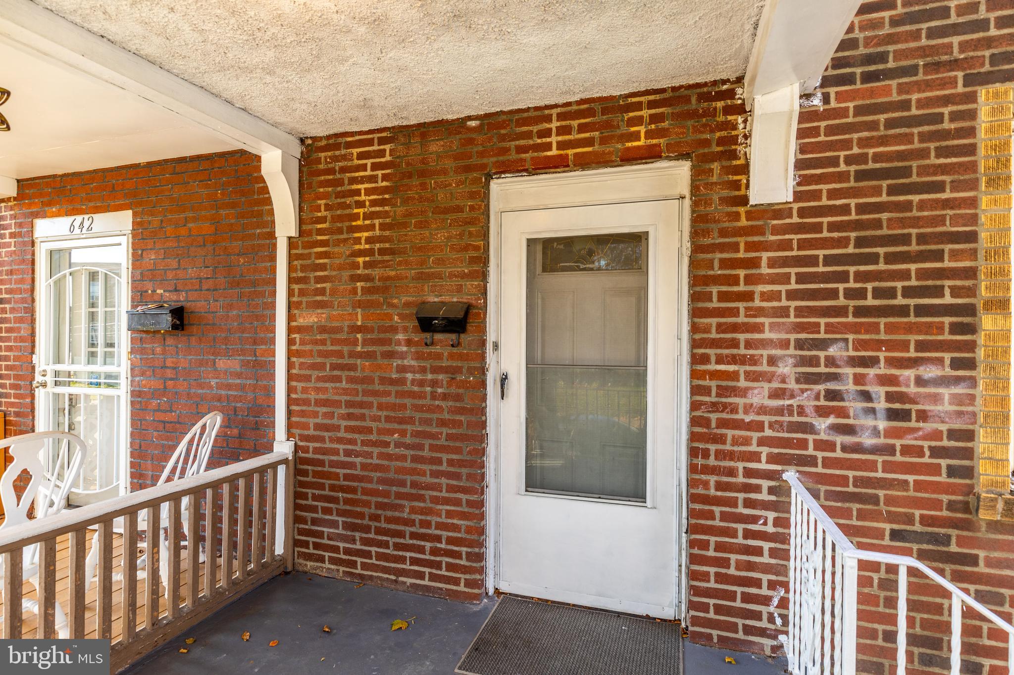 640 Littlecroft Road Upper Darby, PA 19082 - Photo 5 of 27