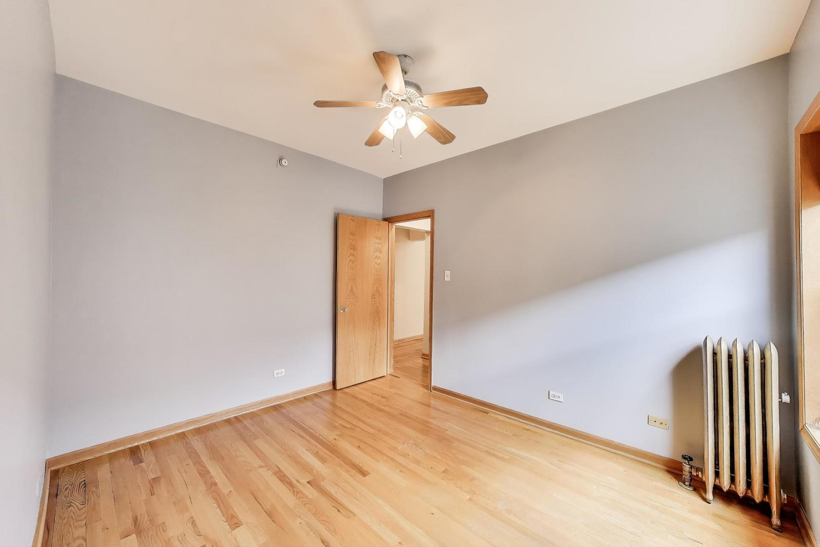 243 Washington Boulevard, Unit 3A Oak Park, IL 60302 - Photo 26 of 29 a view of an empty room