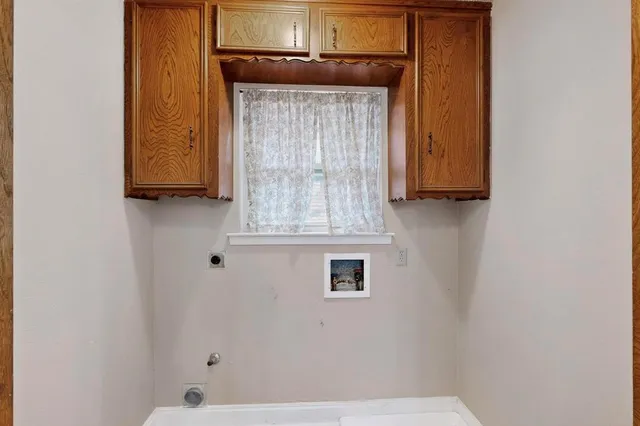 $2,500 | 1301 Warwick Street, Garland, TX 75040