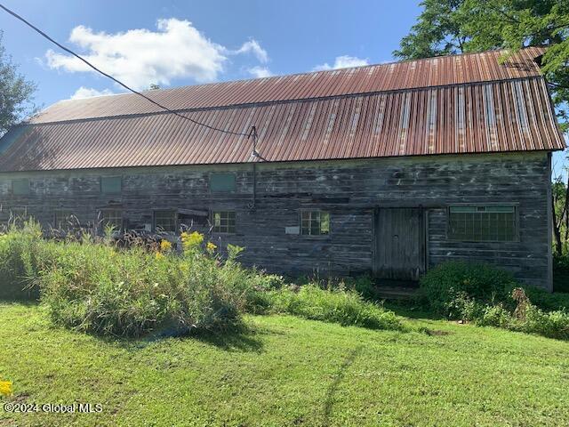 L25 Wells Road Pattersonville, NY 12137 - Photo 2 of 15 barn