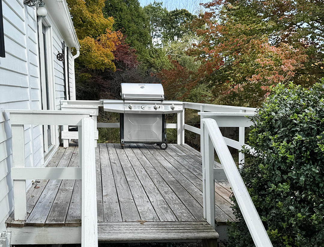 218 Capen Road Gardiner, ME 04345 - Photo 20 of 27 21 DECK