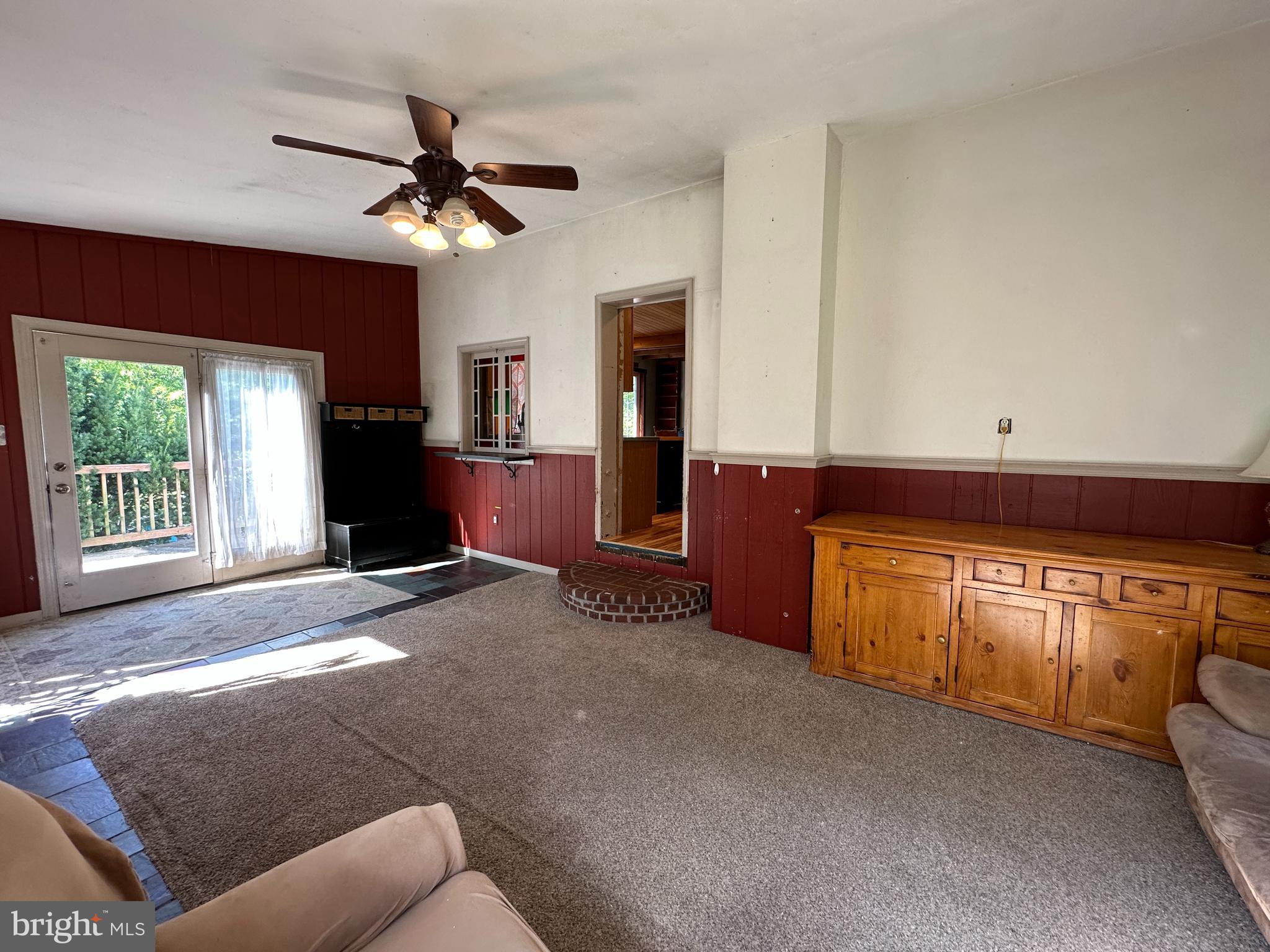 137 Crystal Road Montgomeryville, PA 18936 - Photo 17 of 28 Rear Enclosed Porch