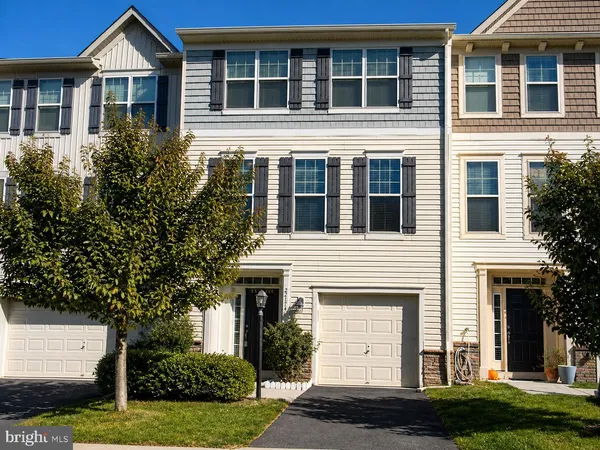 $3,250 | 22174 Breitling Terrace, Broadlands, VA 20148