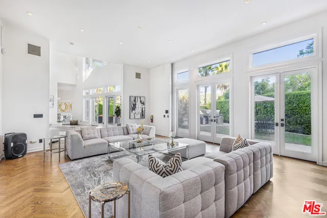 $69,900 | 11037 Anzio Road, Los Angeles, CA 90077