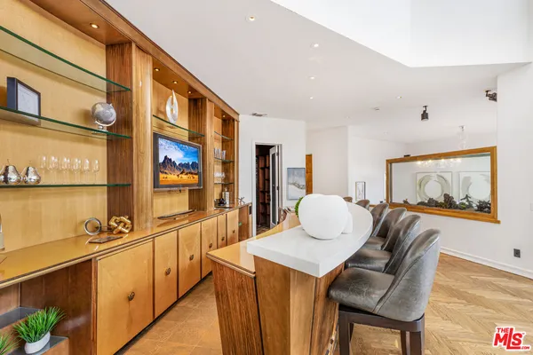 $69,900 | 11037 Anzio Road, Los Angeles, CA 90077