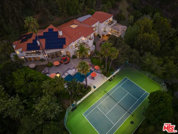 $69,900 | 11037 Anzio Road, Los Angeles, CA 90077