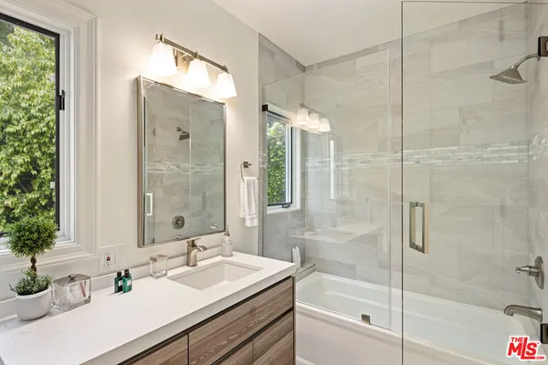 $69,900 | 11037 Anzio Road, Los Angeles, CA 90077