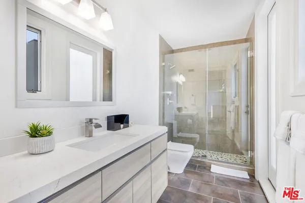 $69,900 | 11037 Anzio Road, Los Angeles, CA 90077