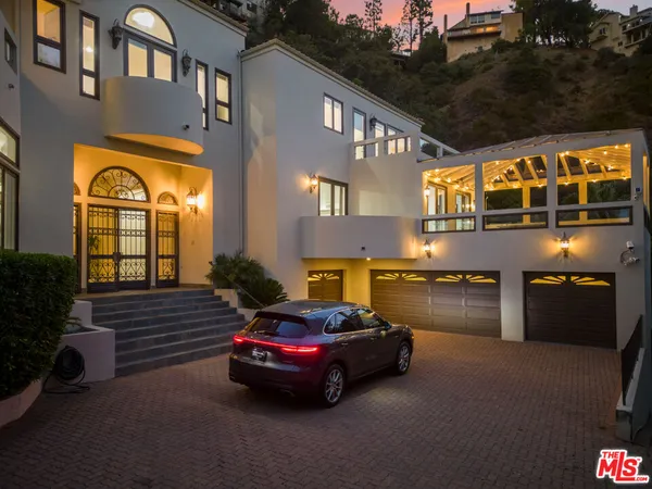 $69,900 | 11037 Anzio Road, Los Angeles, CA 90077