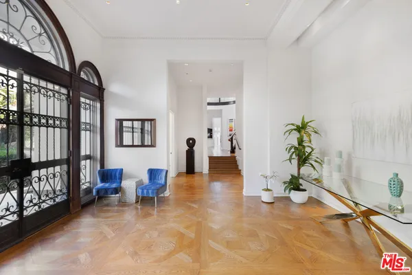 $69,900 | 11037 Anzio Road, Los Angeles, CA 90077