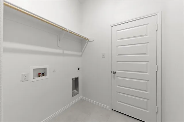 $2,300 | 1813 Agarito Drive, Weatherford, TX 76086