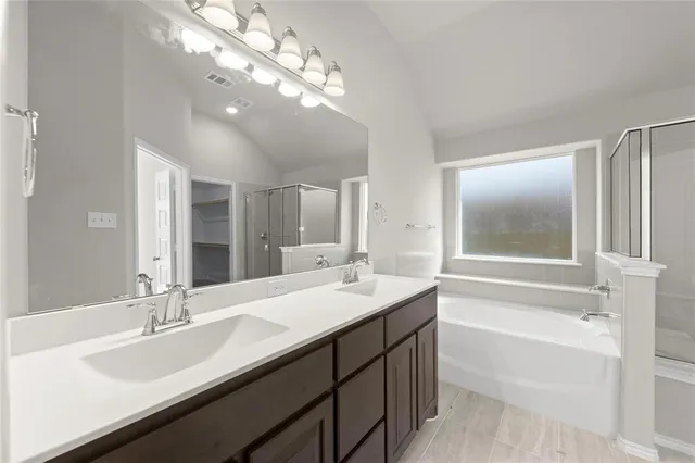 $2,300 | 1813 Agarito Drive, Weatherford, TX 76086