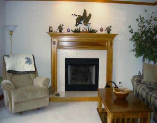 222 Estero Road Fort Wayne, IN 46845 - Photo 6 of 8 Gallery Image 6