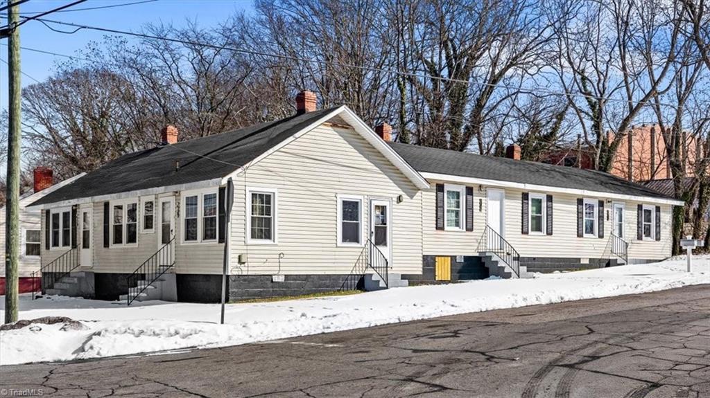 613 Sprinkle Street Reidsville, NC 27320 - Photo 2 of 17