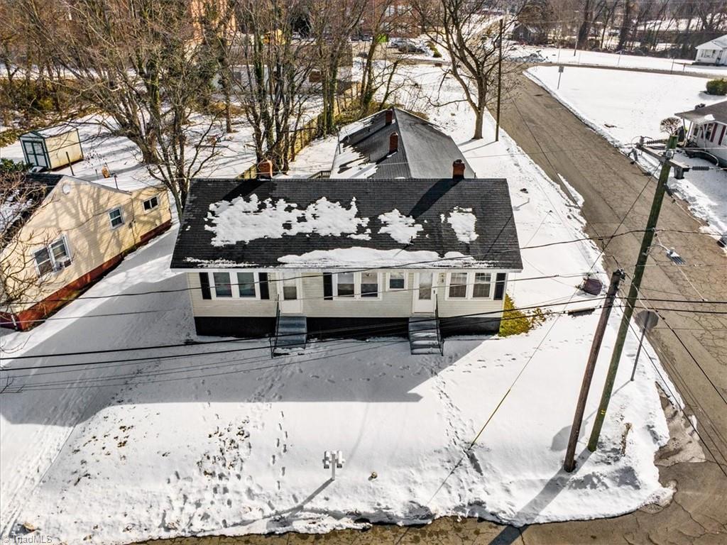 613 Sprinkle Street Reidsville, NC 27320 - Photo 6 of 17