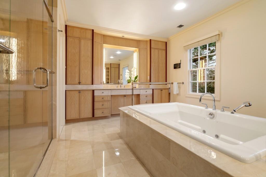 16 Rolling Lane Dover, MA 02030 - Photo 22 of 30