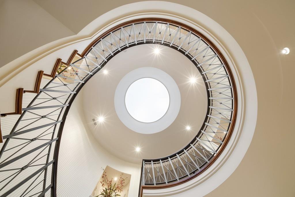 16 Rolling Lane Dover, MA 02030 - Photo 5 of 30