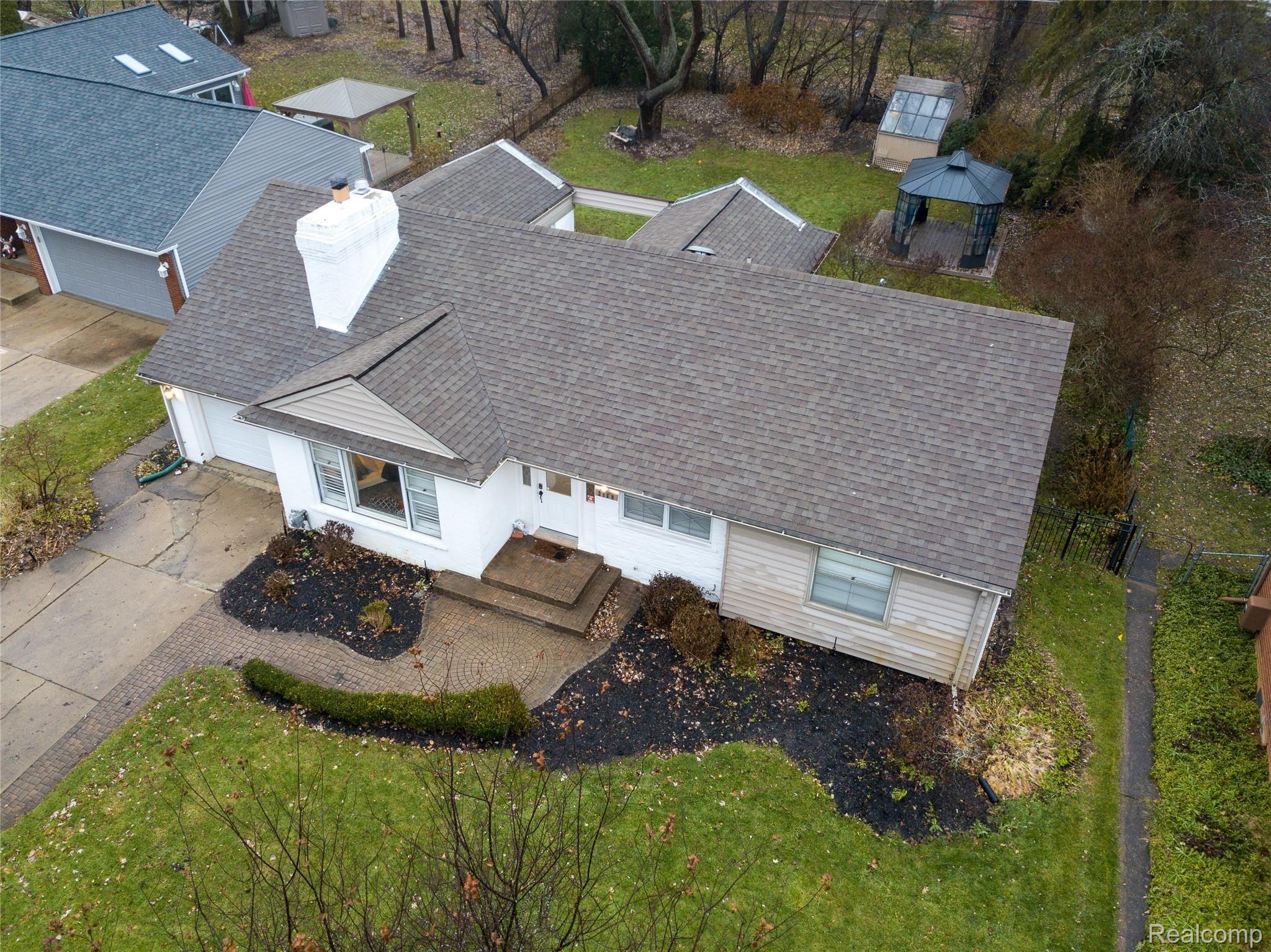 2160 Lancaster Road Bloomfield Hills, MI 48302 - Photo 27 of 28 DJI_0029.jpg